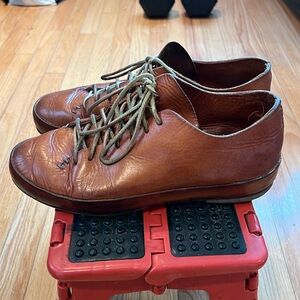 FEIT Low Brown Hand Sewn Leather Lace Up.